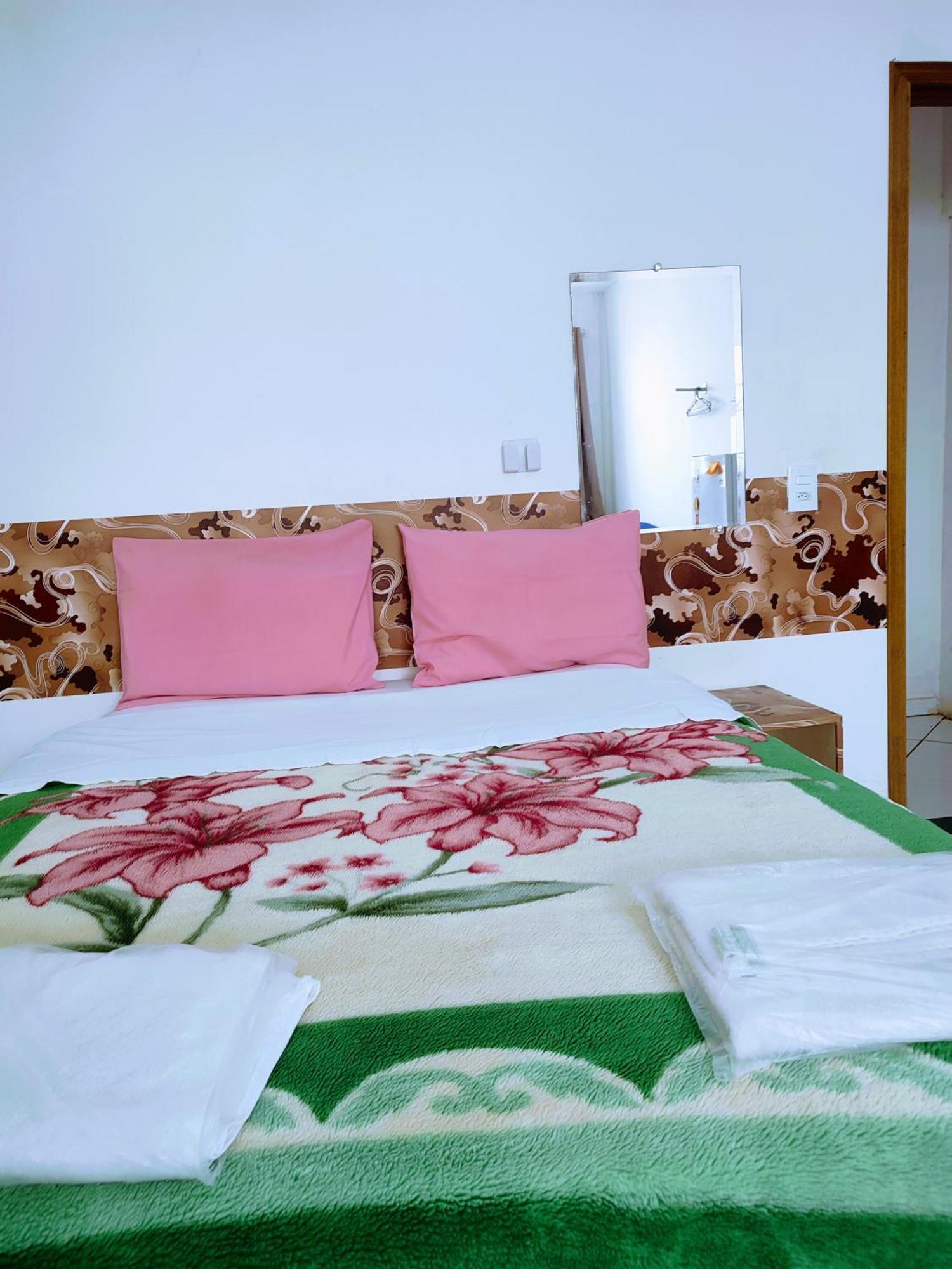 Minha Casa Em Botucatu Suite Exterior foto